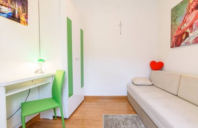 Location d’un appartement meublé et confortable de 3 pièces, 54 m², centre de Belgrade, Serbie